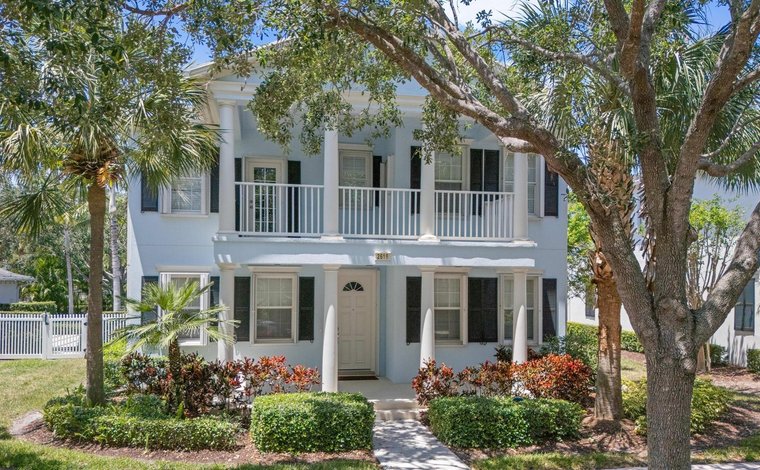 multigenerational homes in gated communities Jupiter